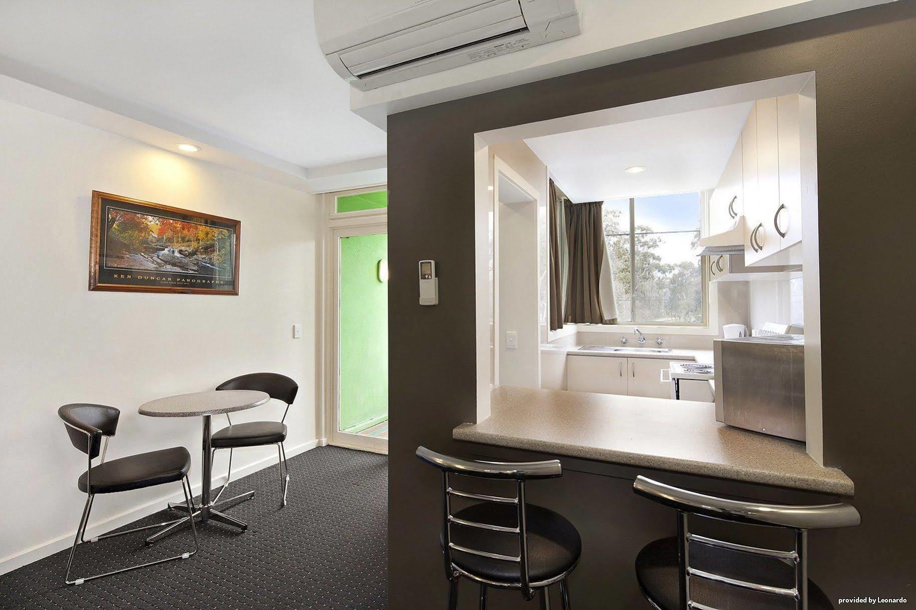 Melbourne'S Princes Park Hotel الغرفة الصورة